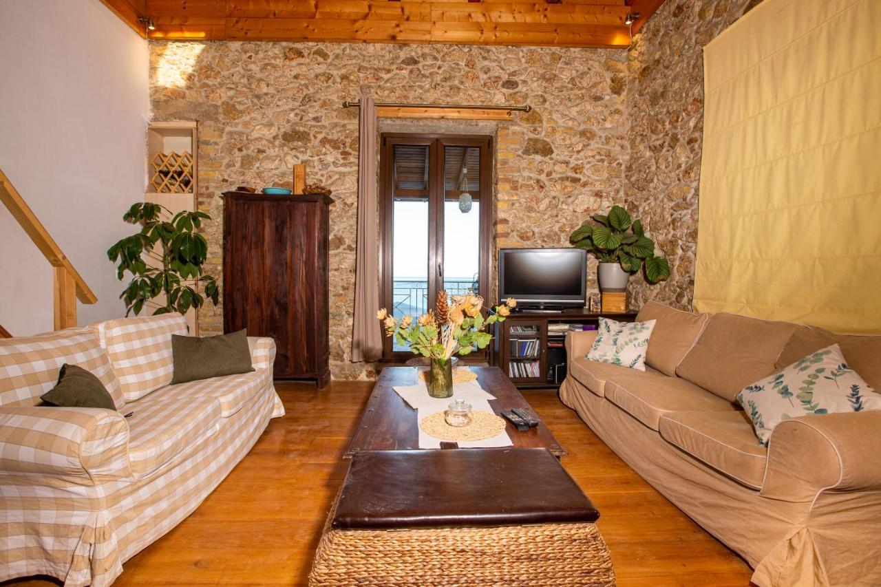 Seaview Stone Apartment In Ipsos Beach Eksteriør bilde