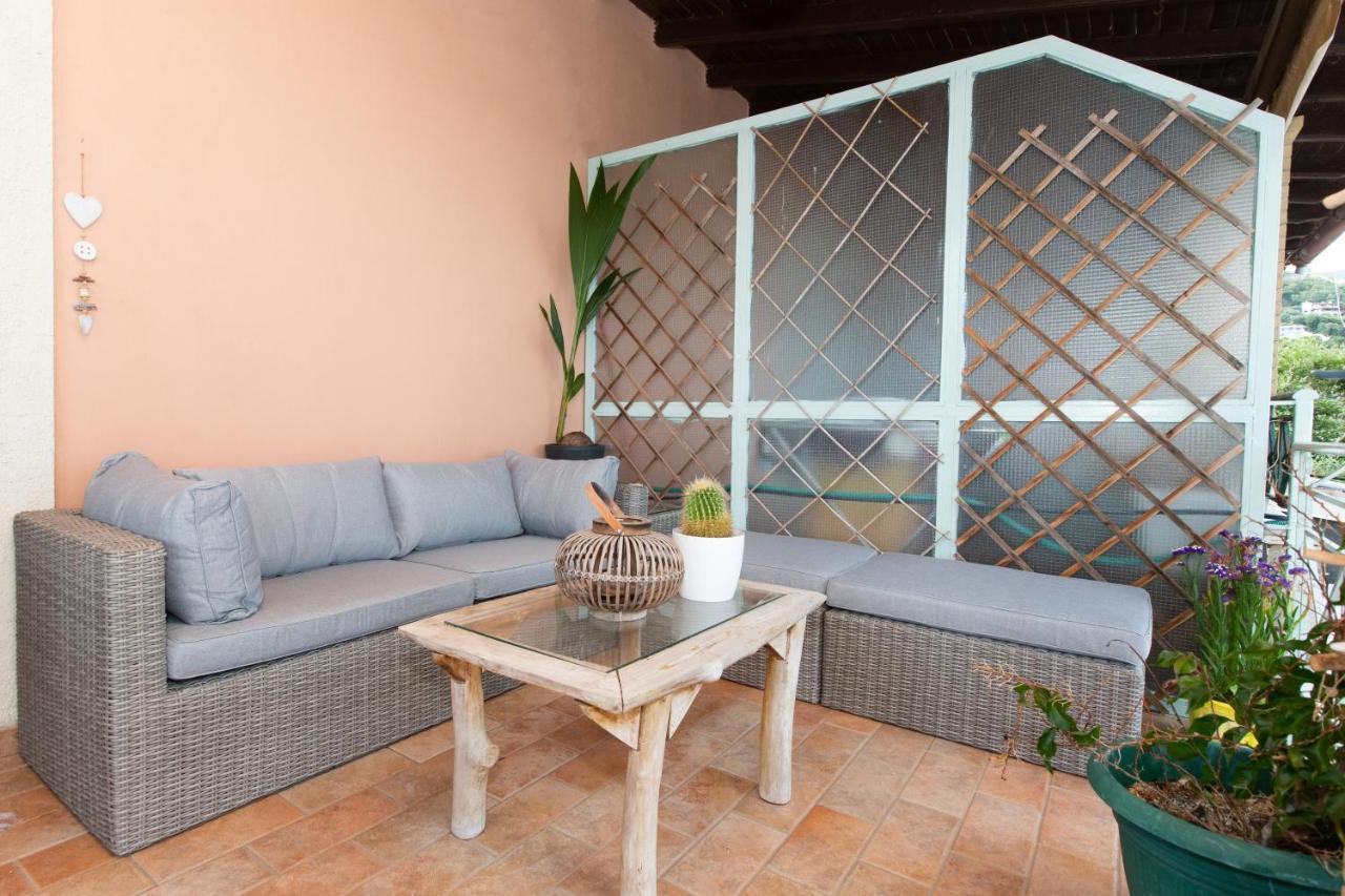 Seaview Stone Apartment In Ipsos Beach Eksteriør bilde